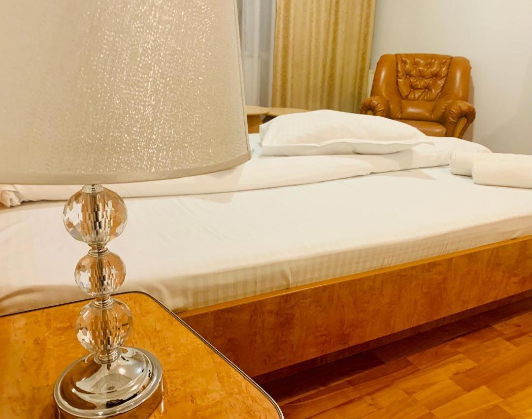 Hotel Green House Κραϊόβα Εξωτερικό φωτογραφία