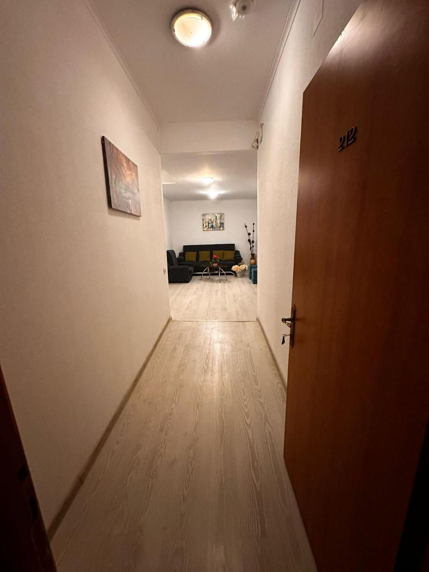 Hotel Green House Κραϊόβα Εξωτερικό φωτογραφία